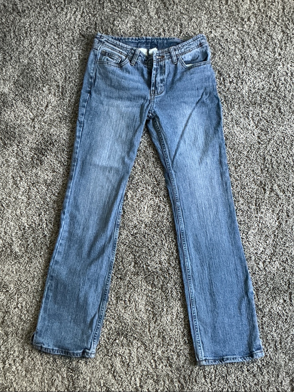 Women's Straight-Leg Jeans in Medium Blue